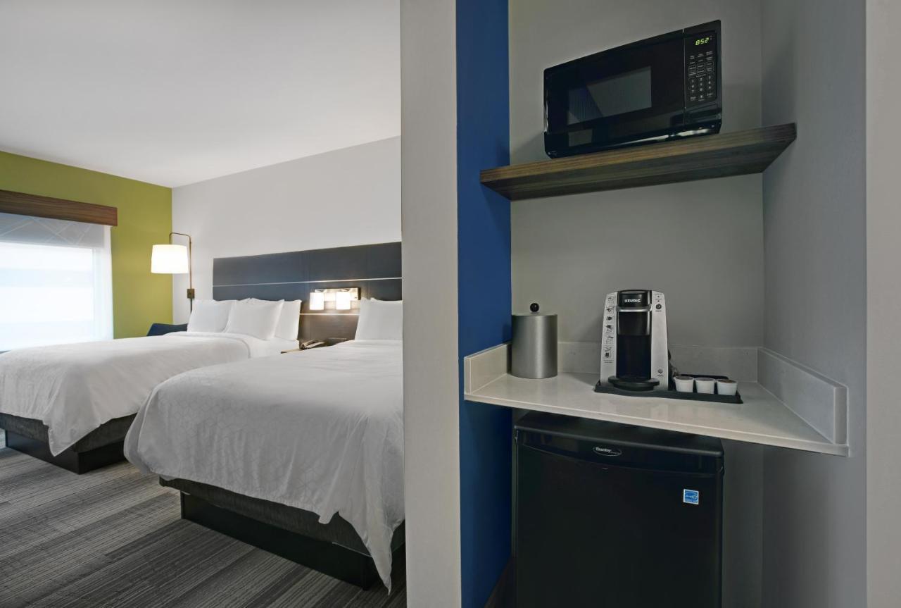 Holiday Inn Express - Milwaukee Downtown By Ihg Екстериор снимка
